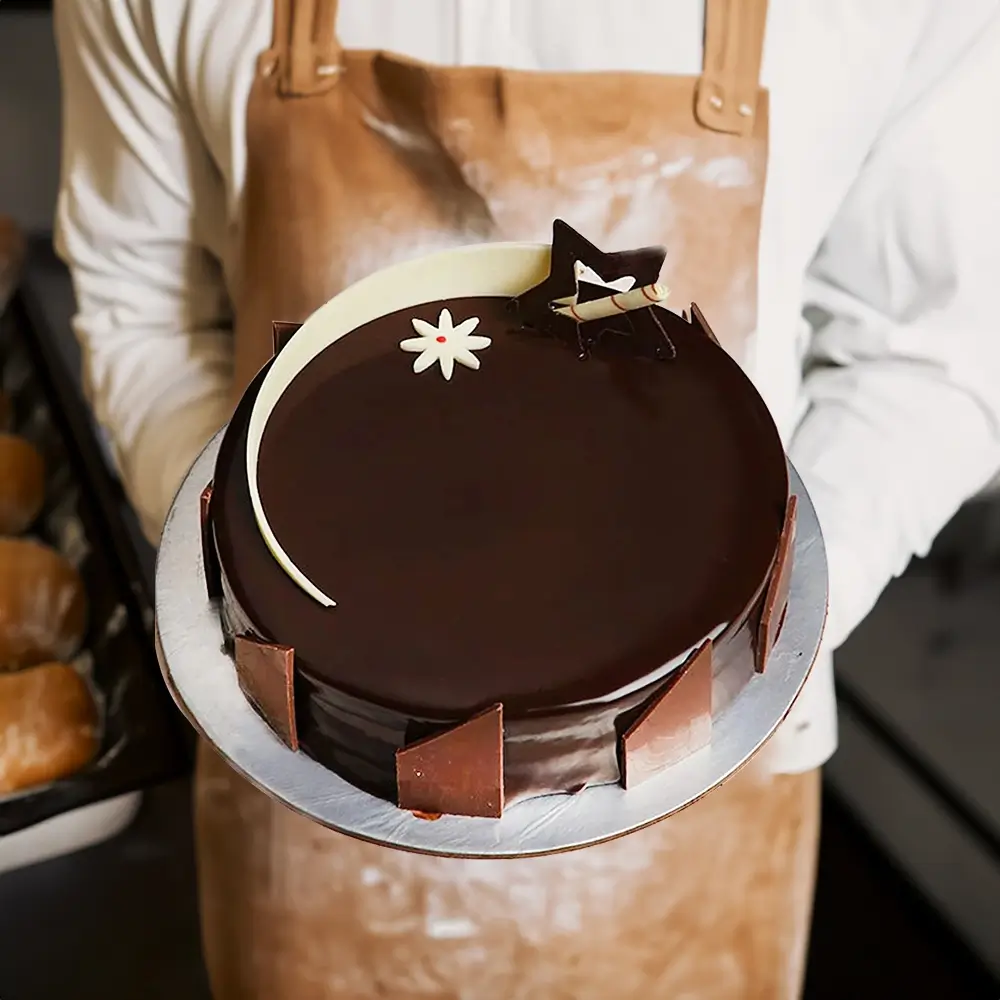 A 1 kg of chocolate truffle cake