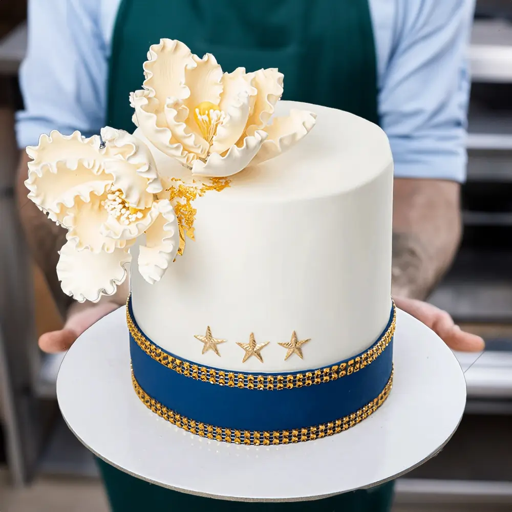 2kg Military Star cake